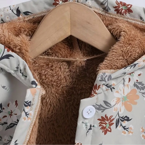 Hooded Floral Jacket - Picture 3 of 5